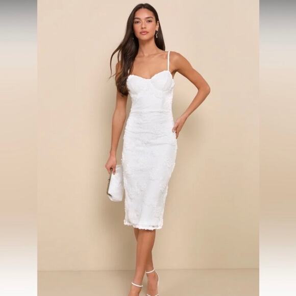 Lulu's Dresses & Skirts - Lulus White Romantic Lace Textured Bodycon Midi Dress Sz.S NWT